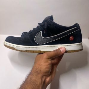 NIKE SB QUARTER SNACKS